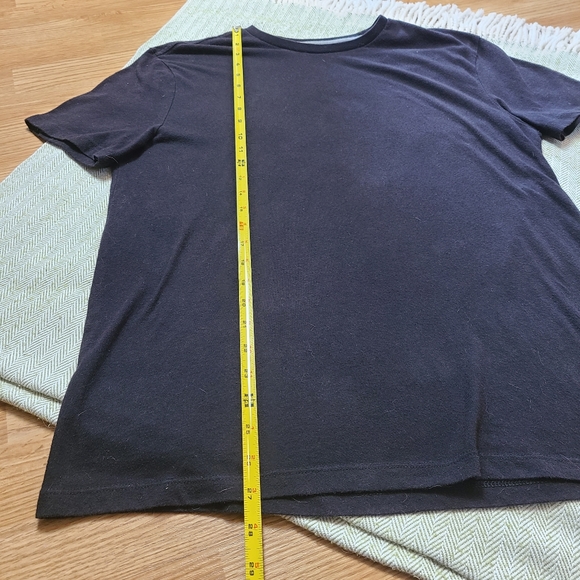 Old Navy Women's Black Soft-Washed T-shirt size M - Picture 11 of 11